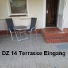 DZ 14 Eingang mit Terrasse